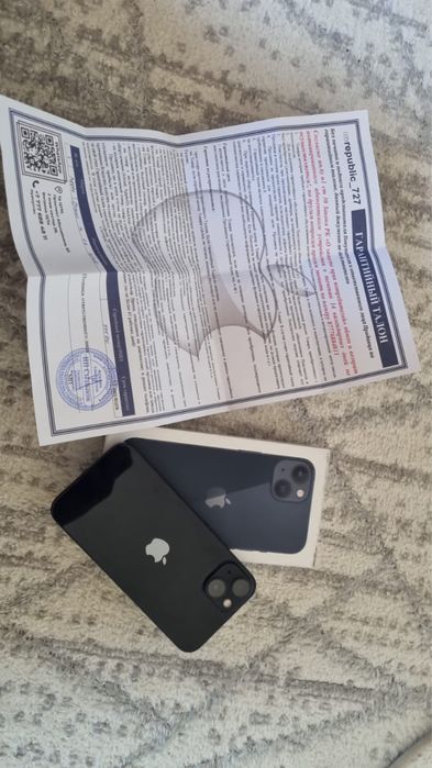 Продам Айфон 13 новый