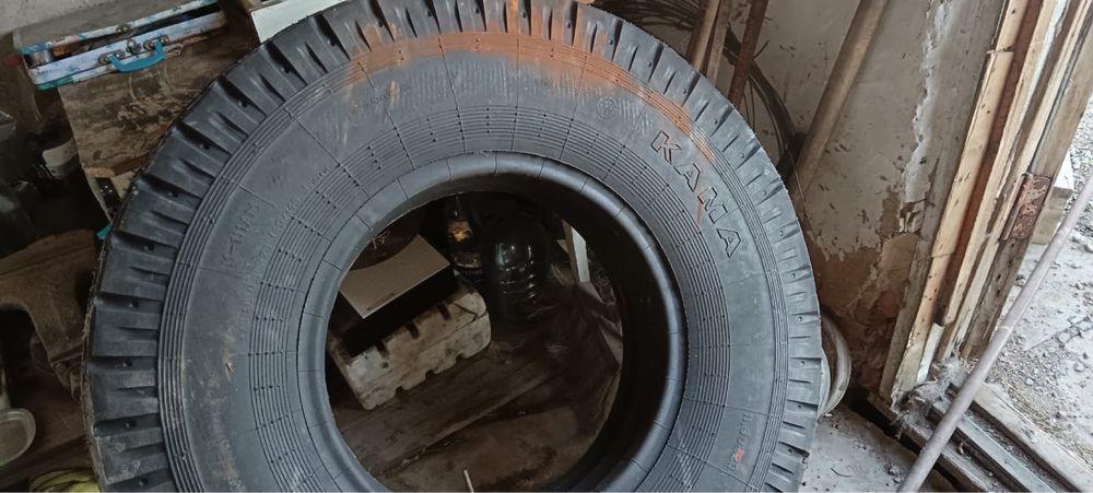 Колесо с камерой на МАЗ новая