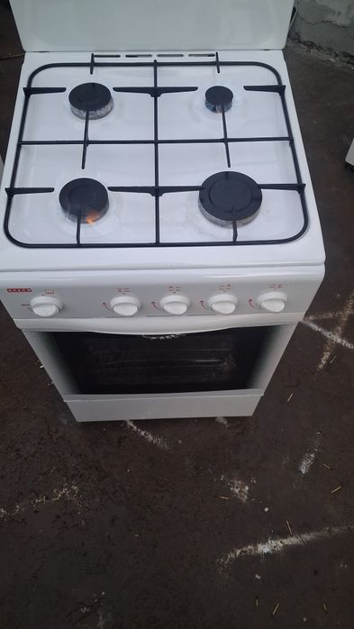 Срочно продаётся газ плита ,