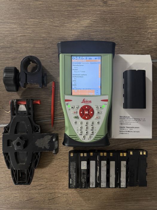 Leica TS12 R400 7”