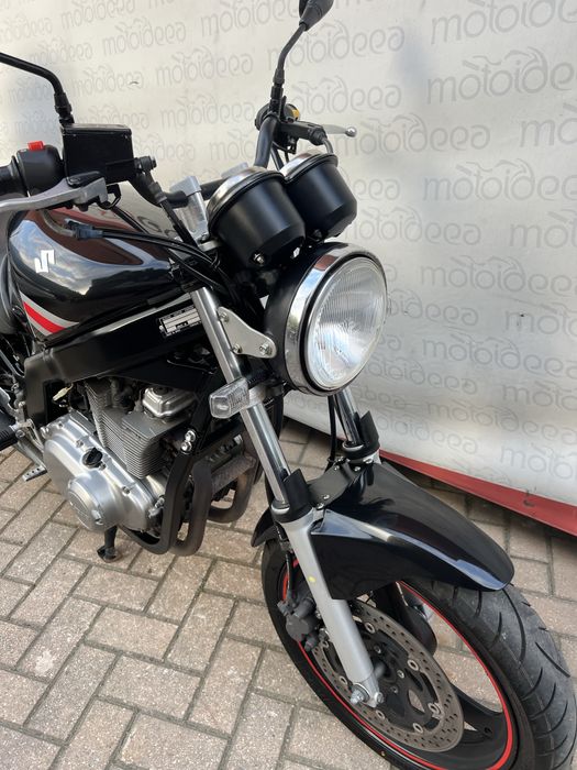 Motoideea vinde SUZUKI  GS500  2006 Rate Garanție