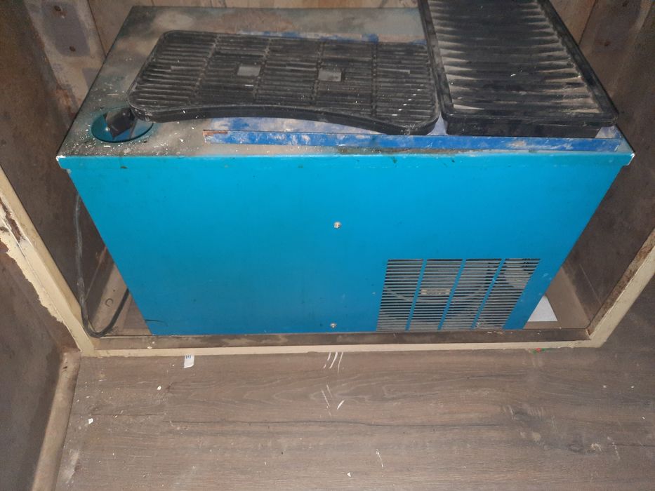 электрощит, мангал, бензобак, банки