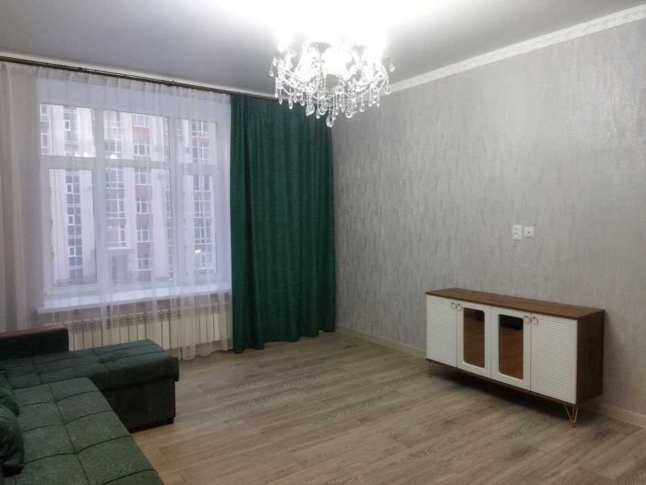 Сдаю 3 комнатную квартиру