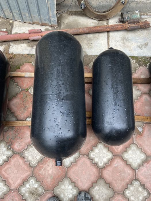 Газовые баллоны 4 штуки