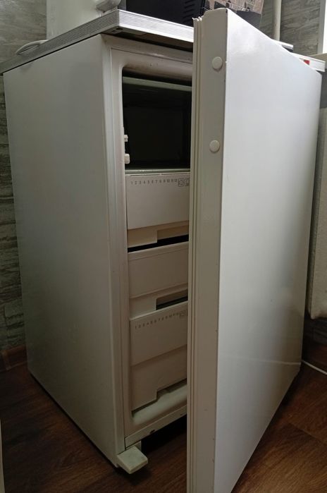 Продам морозильную камеру Бирюса