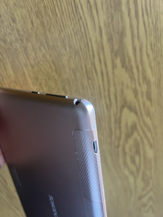 10inch таблет с 2 сим карти и Сд памет 4G LTE (до 1TB)