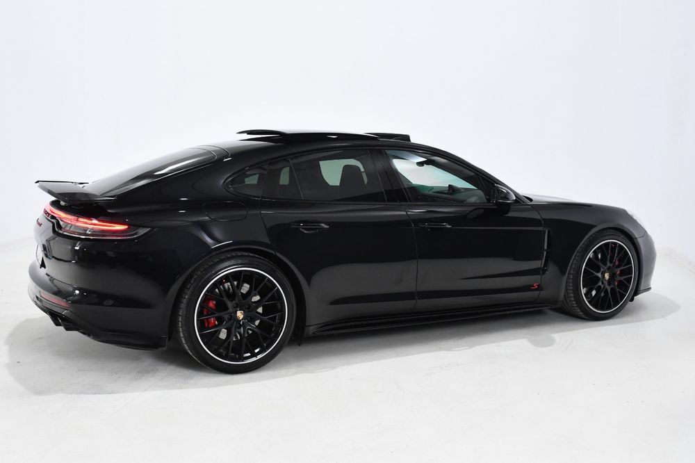 Porsche Panamera GTS / Facelift / 2021 / 4.0