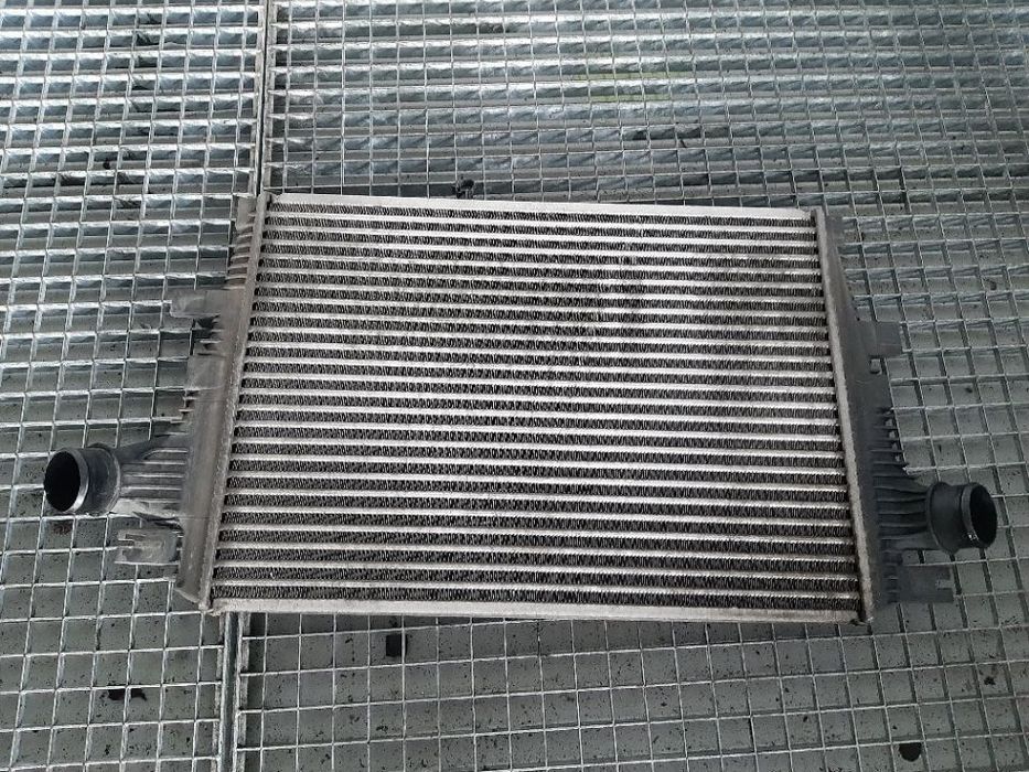 radiator intercooler 1.9 jtd  alfa romeo 159 50507299