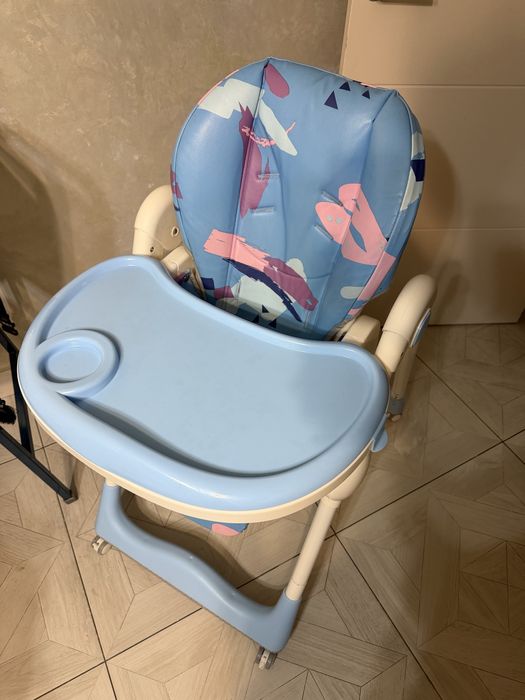 Детский столик для кормления