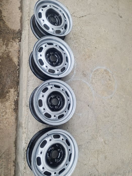 Диска.  Размер.  14. Сатилади