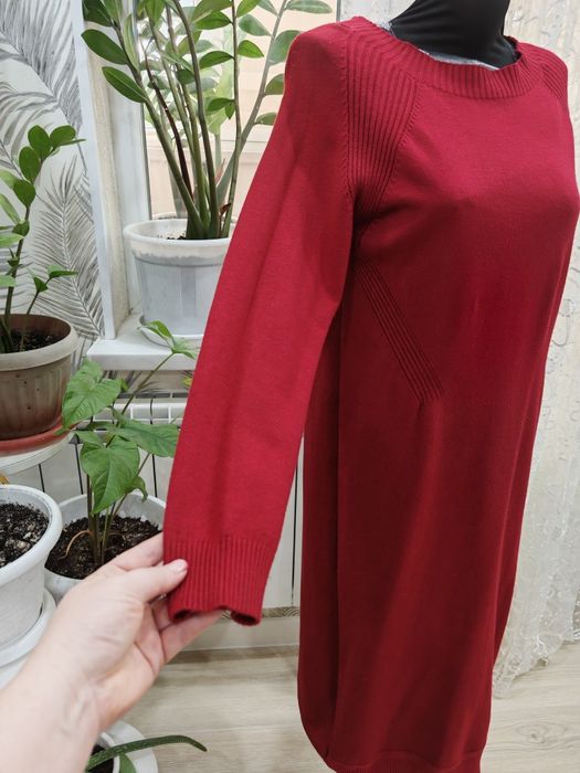 Платье цвет бордо