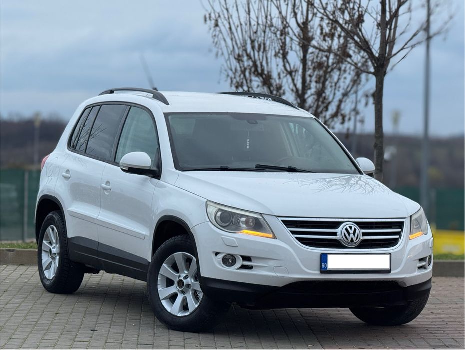 Volkswagen tiguan 2.0d /4x4 /Alb /Manual