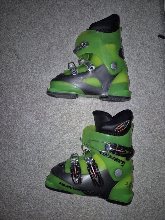 Ски 110 и ски обувки 20.5 Росиньол