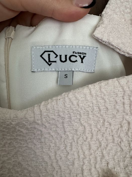 Рокля на Lucy Fashion