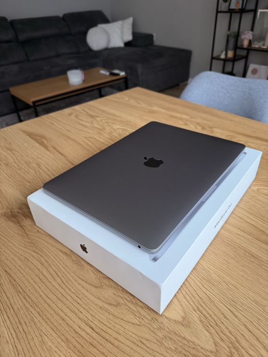 Apple MacBook Pro 13” M1 Chip 256GB SSD 8GB Ram