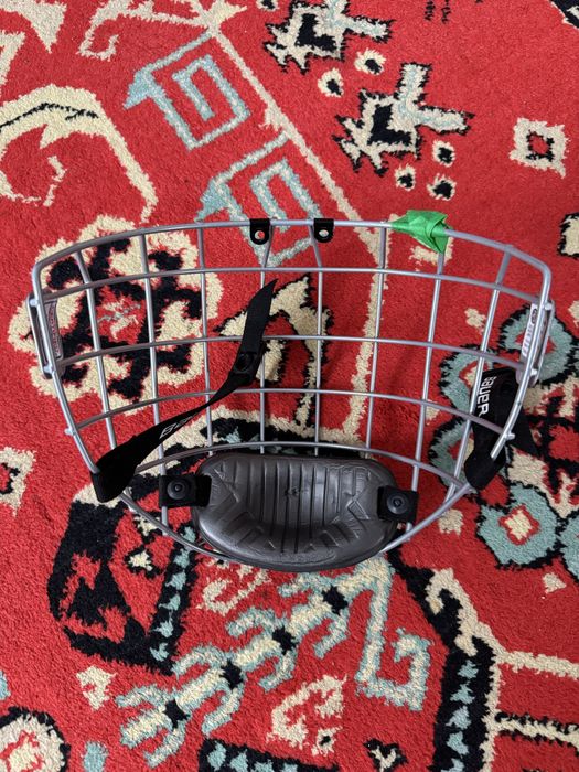 Решетка для хоккейного шлема