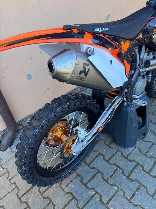 Vând KTM SX-F 250 4t, an 2013, motocross în stare foarte bună de funcționare.