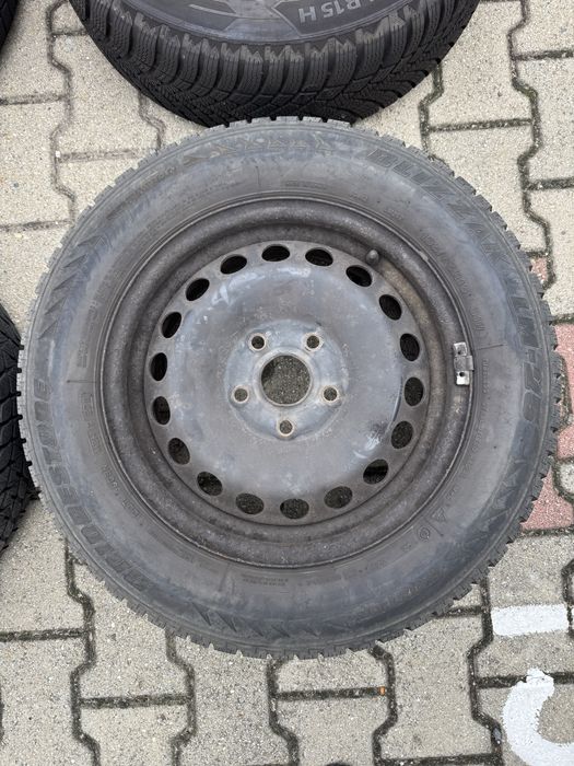 Jante Aluminiu VW Golf 5x112 Anvelope Iarna 195 65 15