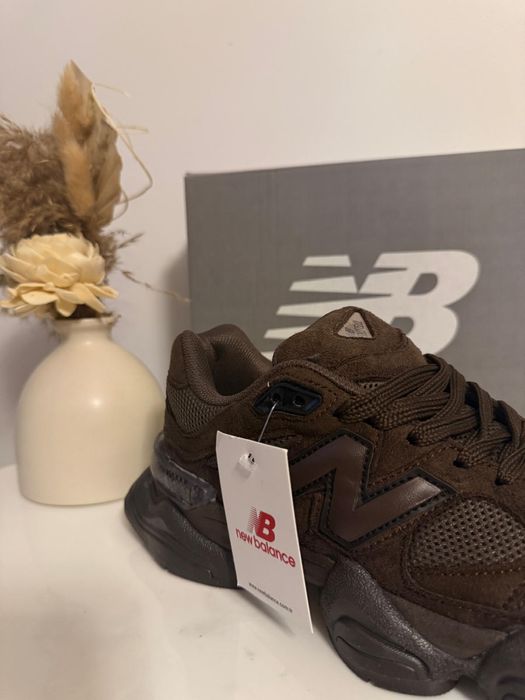 Adidasi New Balance 9060 Dark Brown