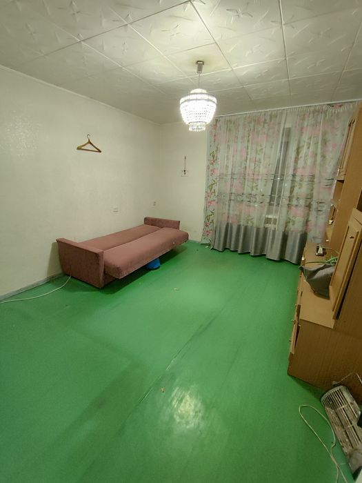 Продается 2-комн (5-12, 9 эт)