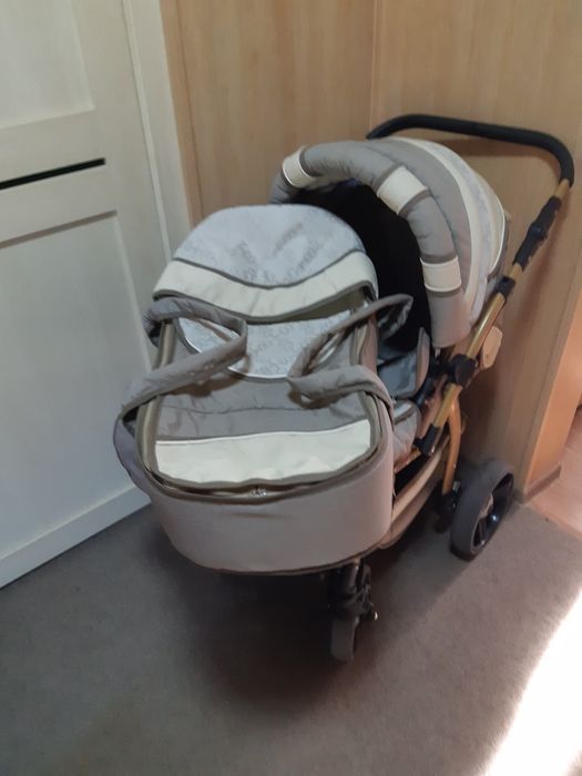 Детская коляска