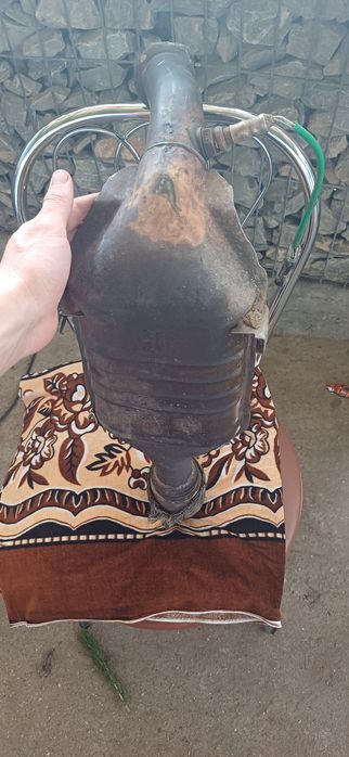 Vând catalizator auto