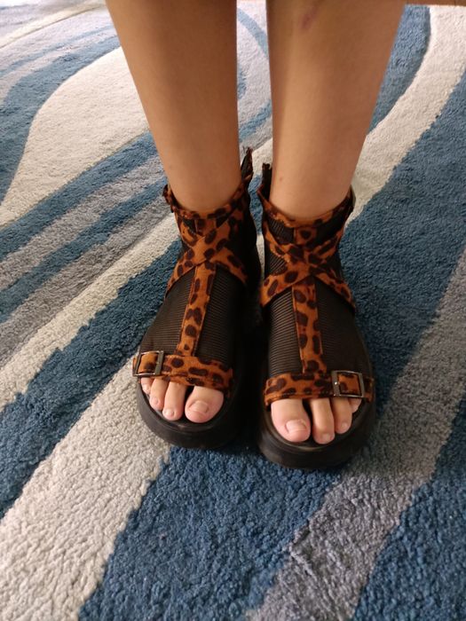 Разная обувь по 1000