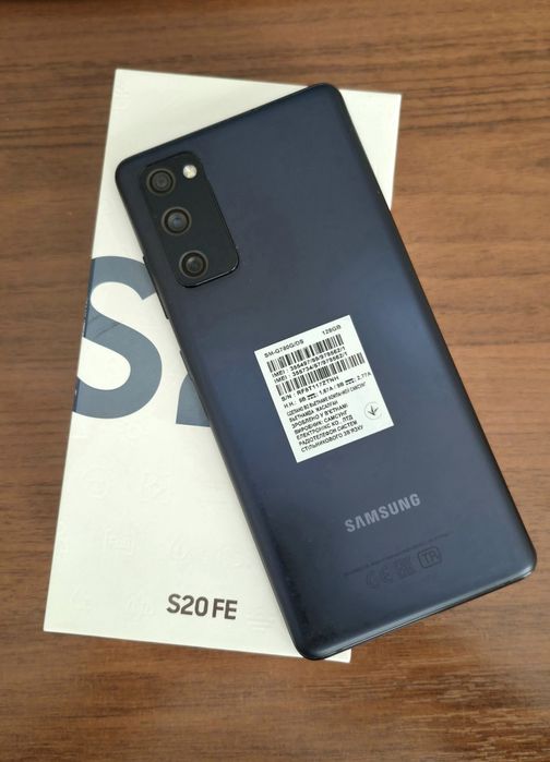 Samsung S 20 FE.