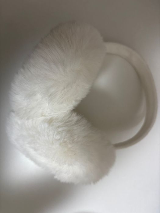 Наушники белые теплые