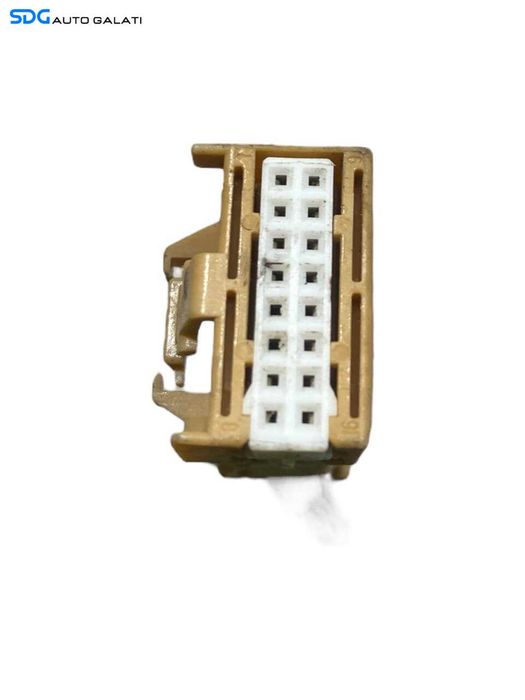 Oglinda Electrica Dreapta Audi A4 B7 (Sticla Fisurata) 2004 - 2008 Culoare Argintiu Cod 010681 [L6647]