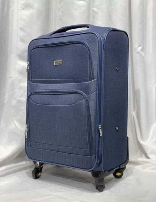 Продается чемодан