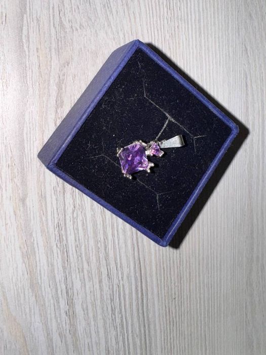 Женский Кулон бижутерия