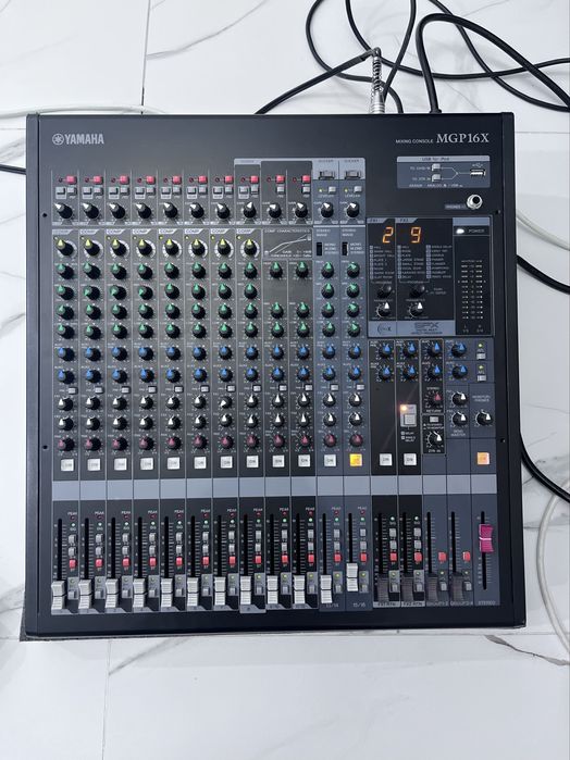 Профессиональный музыкальный аппарат