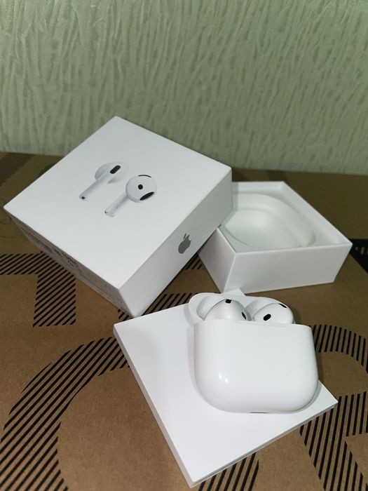 Airpods 4 поколения!