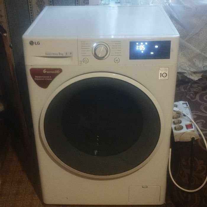 Продам машинку стиральную автомат