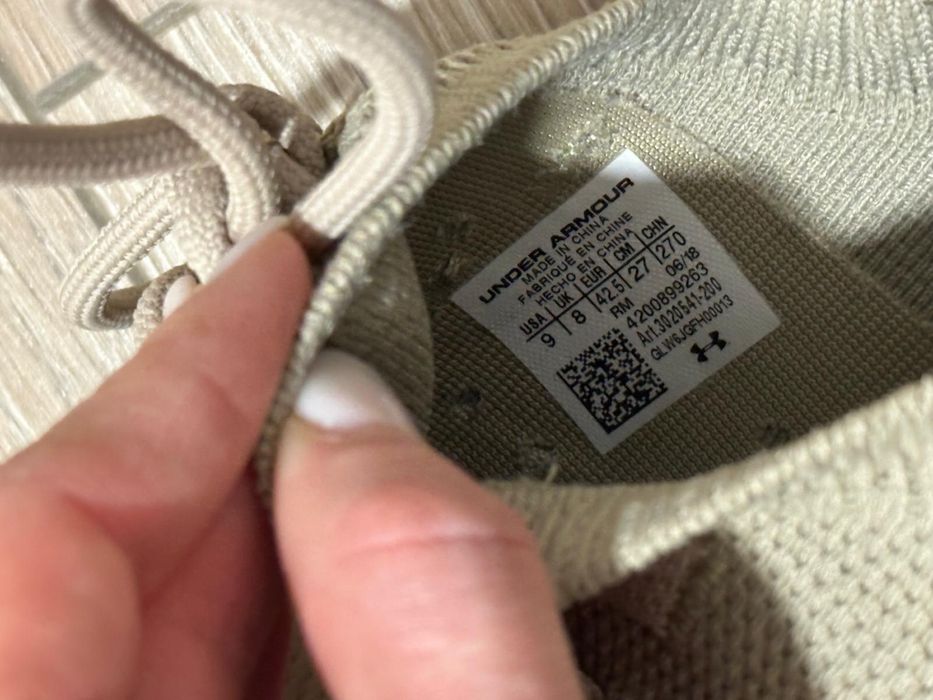 Adidasi Under Armour