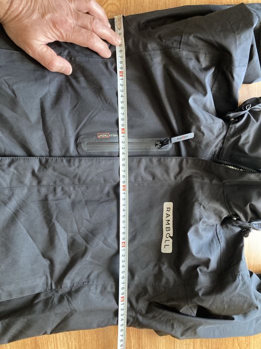 Мъжко оригинално зимни яке Helly Hansen