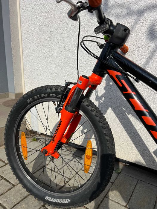 Bicicleta copii- Scott Scale 20 inch, SR Suntour XCT-JR + casca cadou