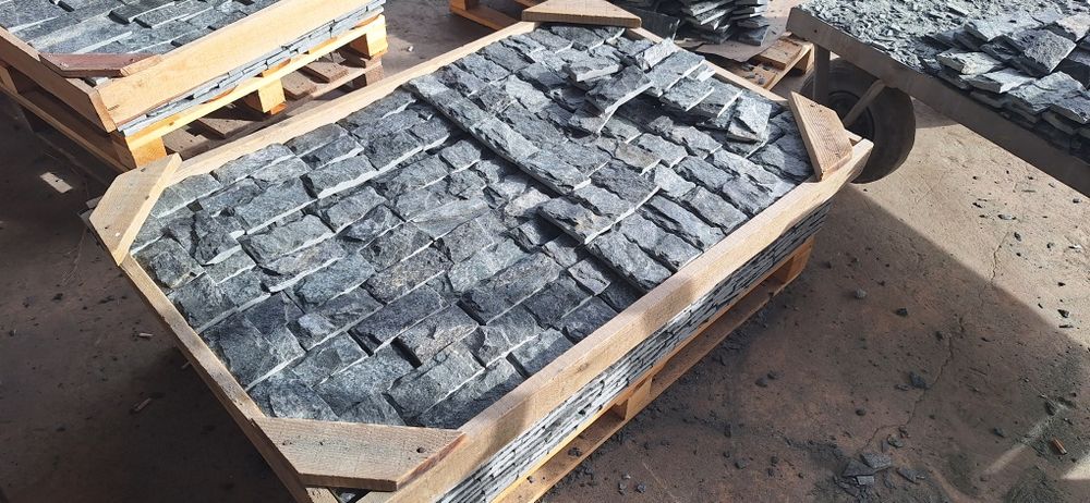 Гнайс камък за интериор и екстериор