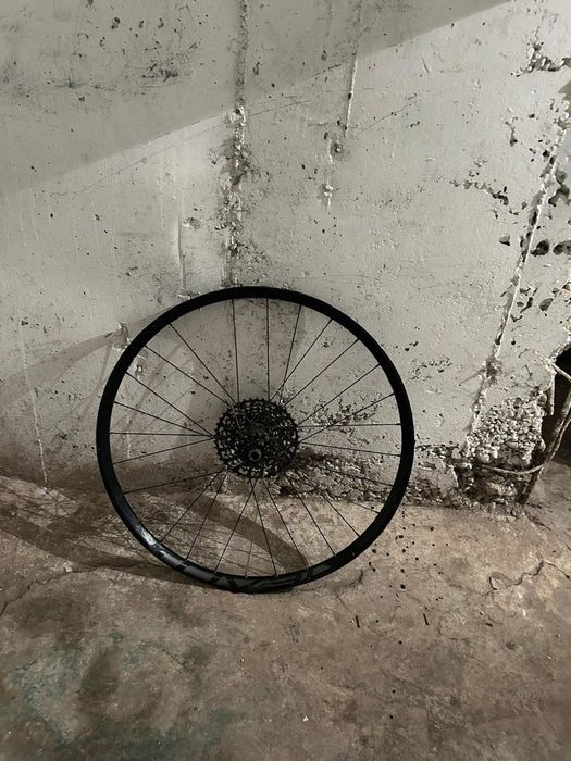 Vând roata roval fara disc