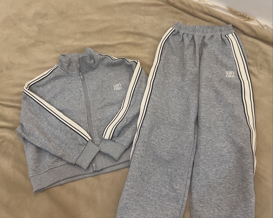 Костюм для девочки, размер 140 см