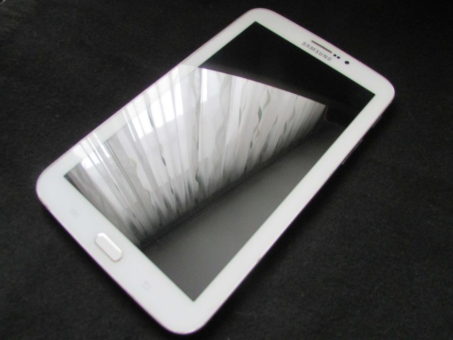 Продам планшет Samsung Galaxy Tab 3 (SM-T211) 7.0"