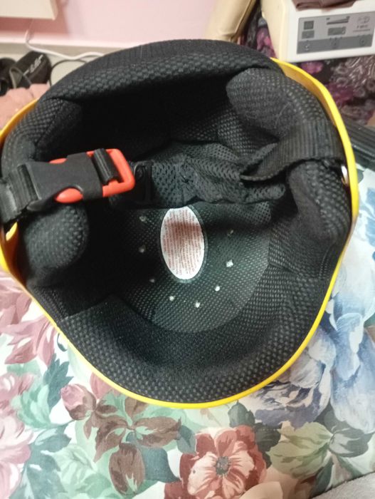 Каски за ски спортове-10 евро/ бр