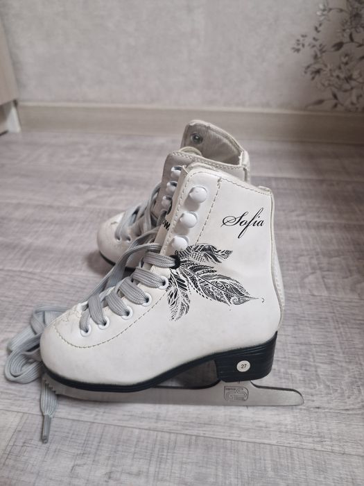 профессиональные коньки для фигурного катания