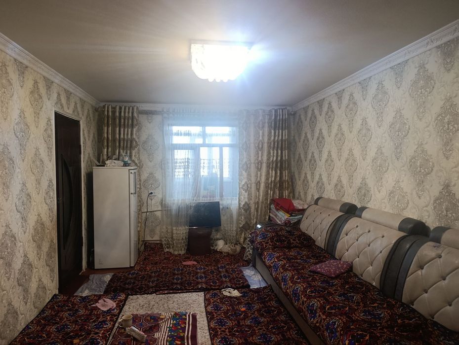 Срочно продается 3 комнатная квартира. Радуга. Этаж 4.