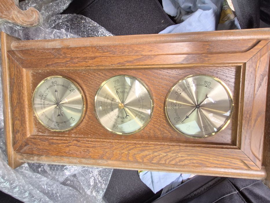 Ceasuri de perete vechi,statie meteo