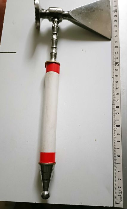 CIOCAN ,topor de carne