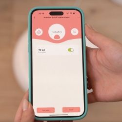 Hranitor smart Shaw + extra 2 racitoare (garantie pana in august 2026)