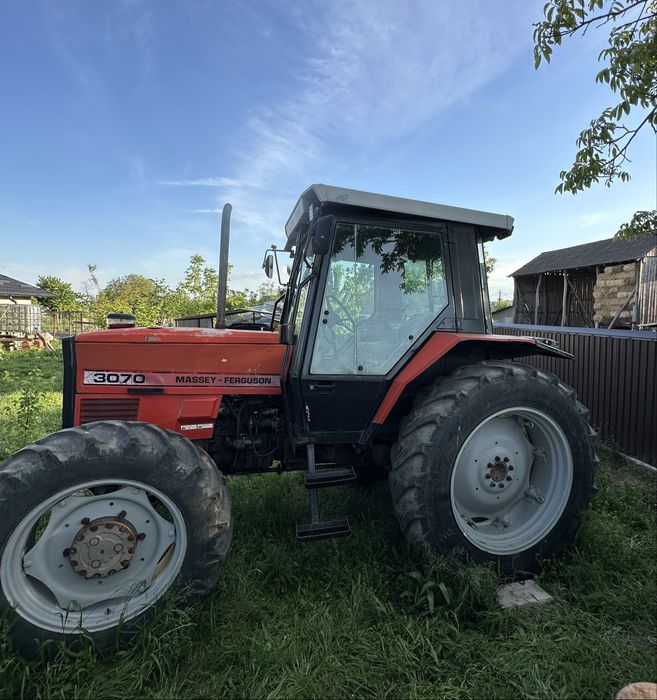 Tractor Massey Ferguson 3070, 4x4, 90CP