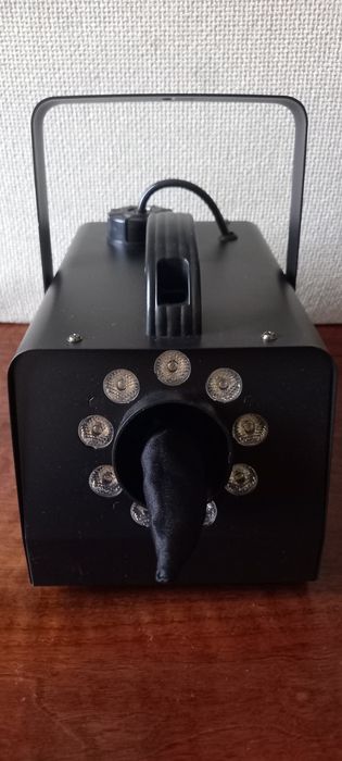 Машина изкуствен сняг